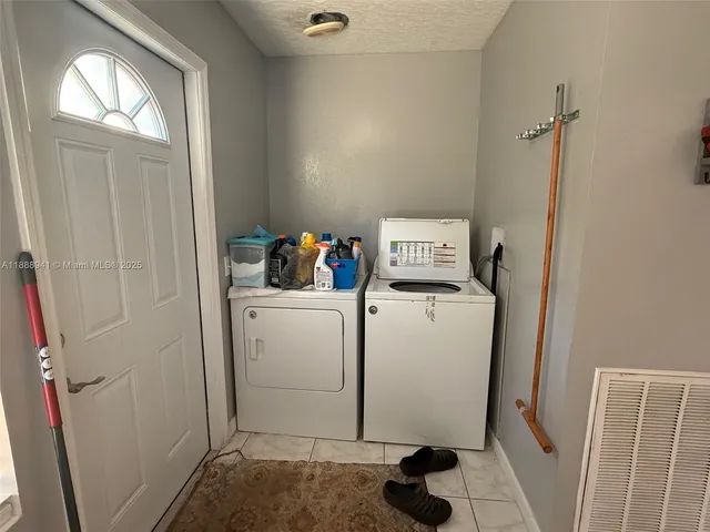 $400,000 | 120 South Nogal Street, Clewiston, FL 33440