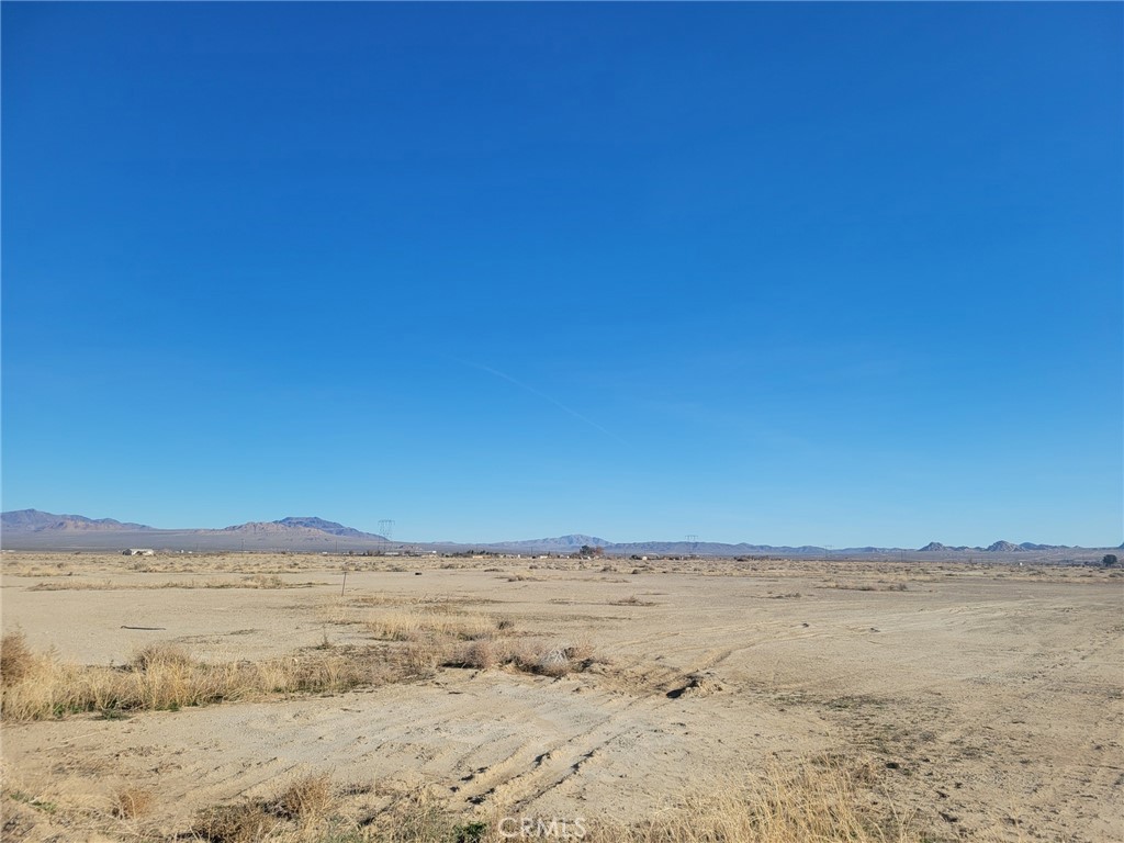 0 Locust Road Lucerne Valley, CA 92356 - Photo 5 of 16