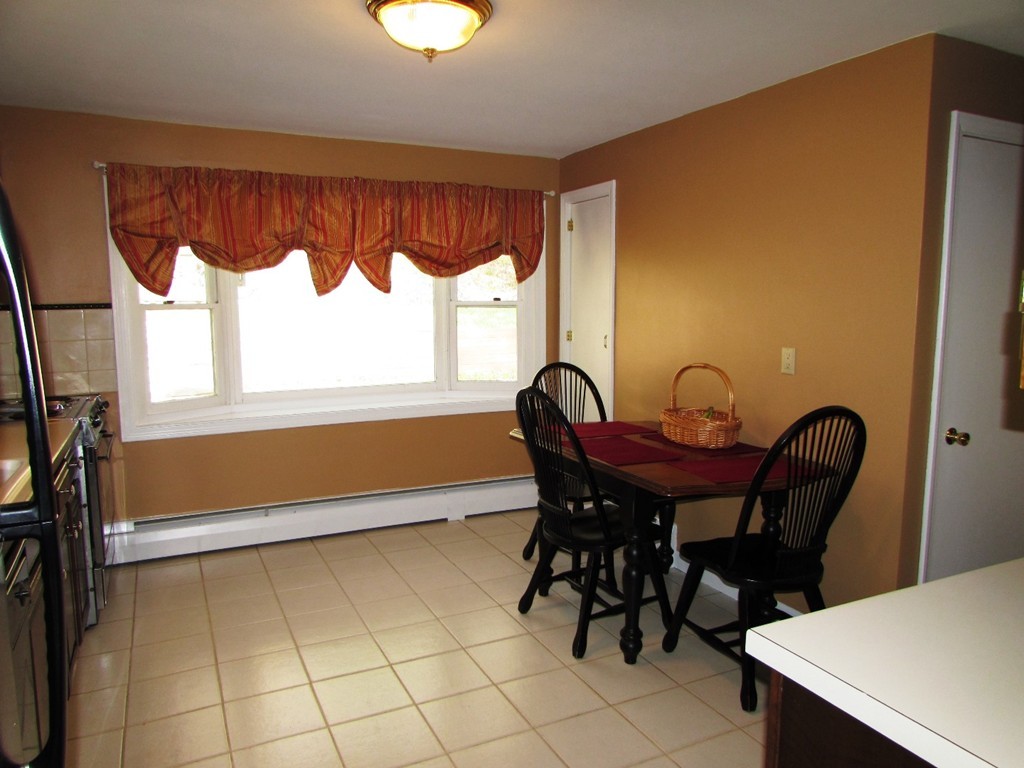 12 Kendall Road Boylston, MA 01505 - Photo 10 of 30 Gallery Image 10