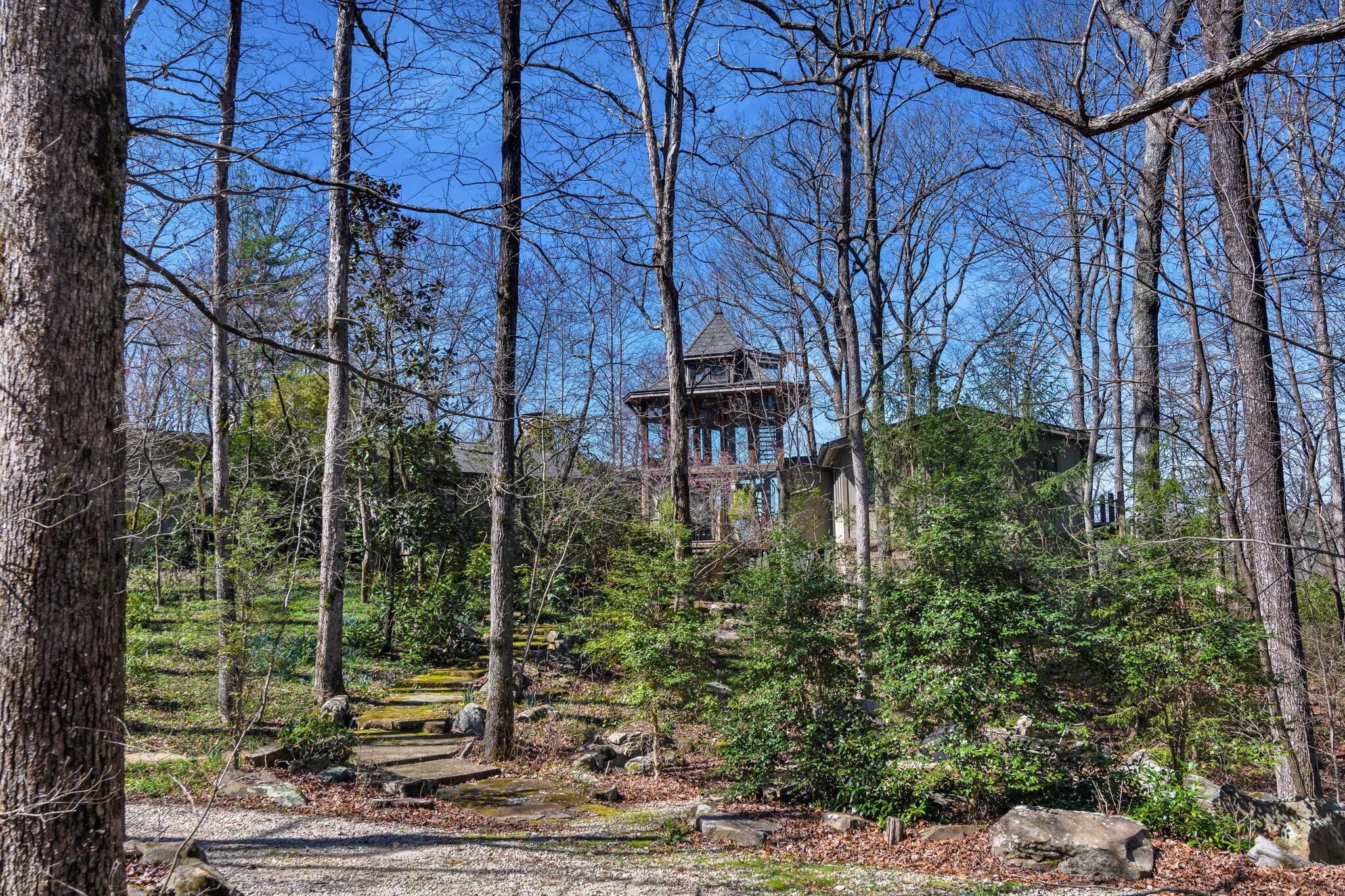 232 Hollingsworth Cove Road Monteagle, TN 37356 - Photo 2 of 45