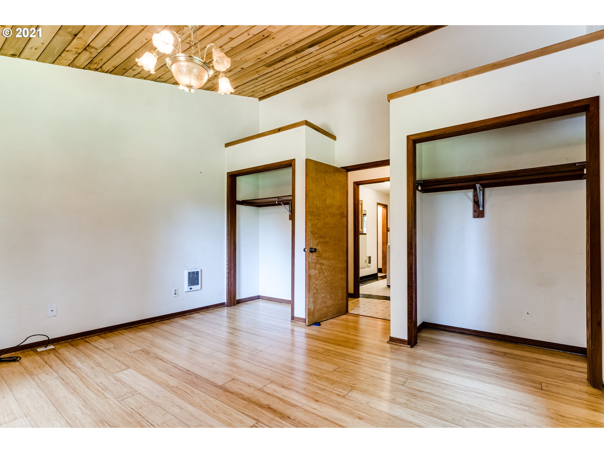 91116 Poodle Creek Road Noti, OR 97461 - Photo 13 of 30 Gallery Image 13