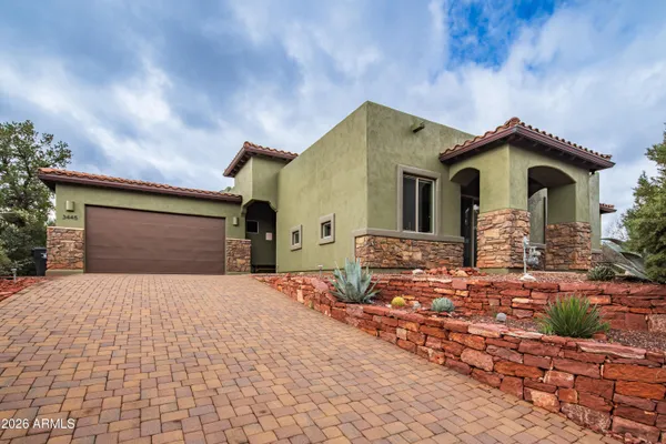 $1,300,000 | 3445 Navoti Drive, Sedona, AZ 86336