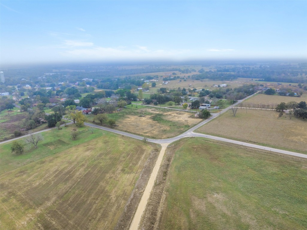 621 Tenth Street Lexington, TX 78947 - Photo 15 of 25 Overview of rural landscape