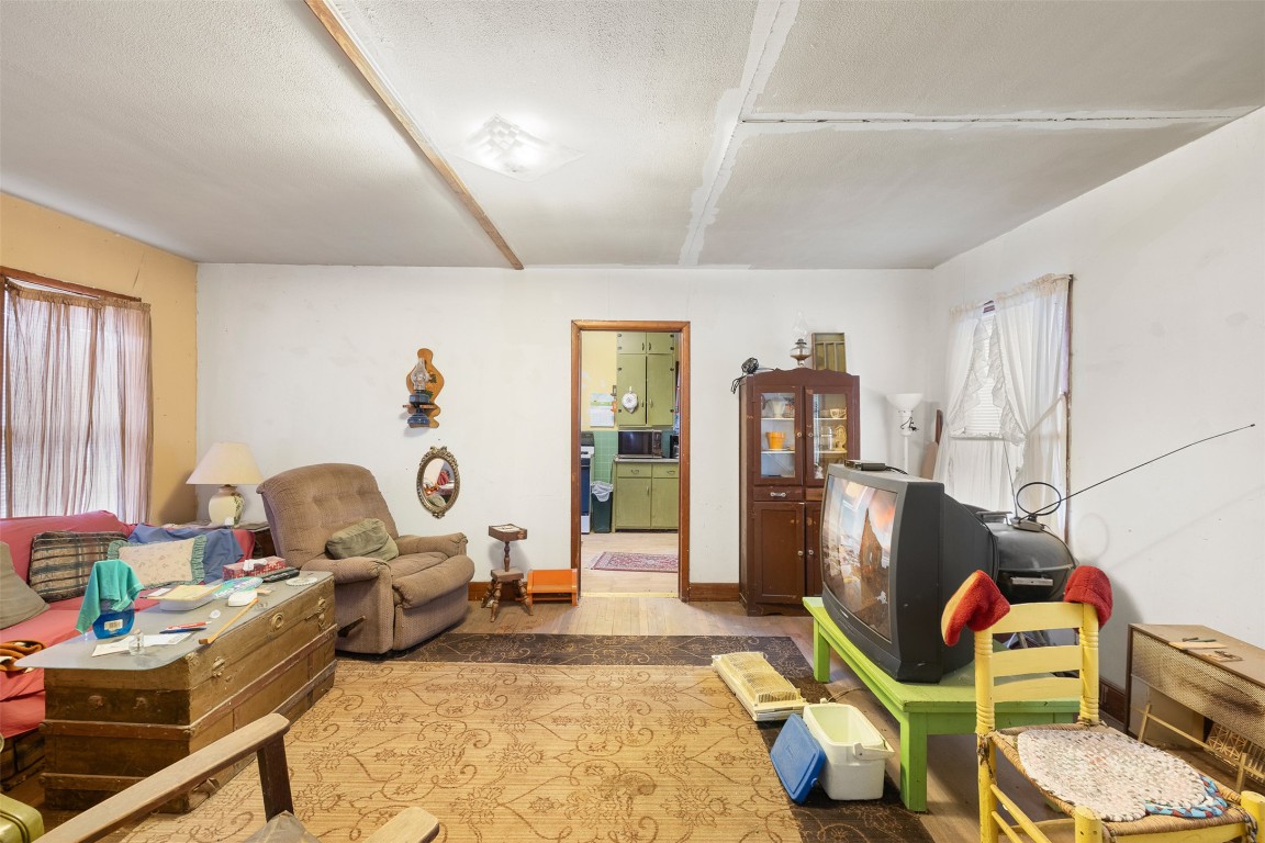 621 Tenth Street Lexington, TX 78947 - Photo 23 of 25