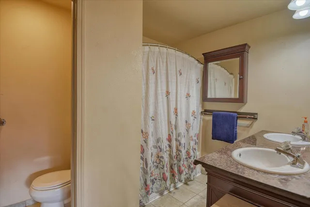 $749,999 | 704 McCammon Drive, Elk, WA 99009