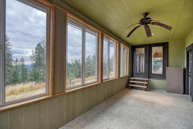 $749,999 | 704 McCammon Drive, Elk, WA 99009