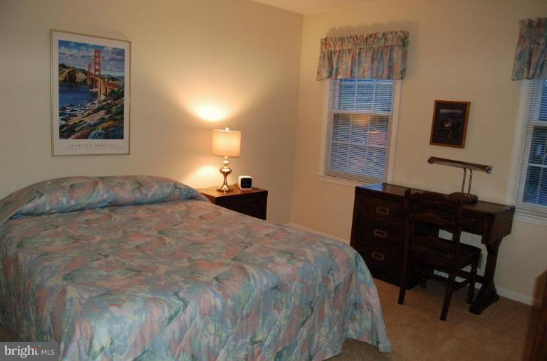 33 Treworthy Road North Potomac, MD 20878 - Photo 28 of 30 Bedroom #2
