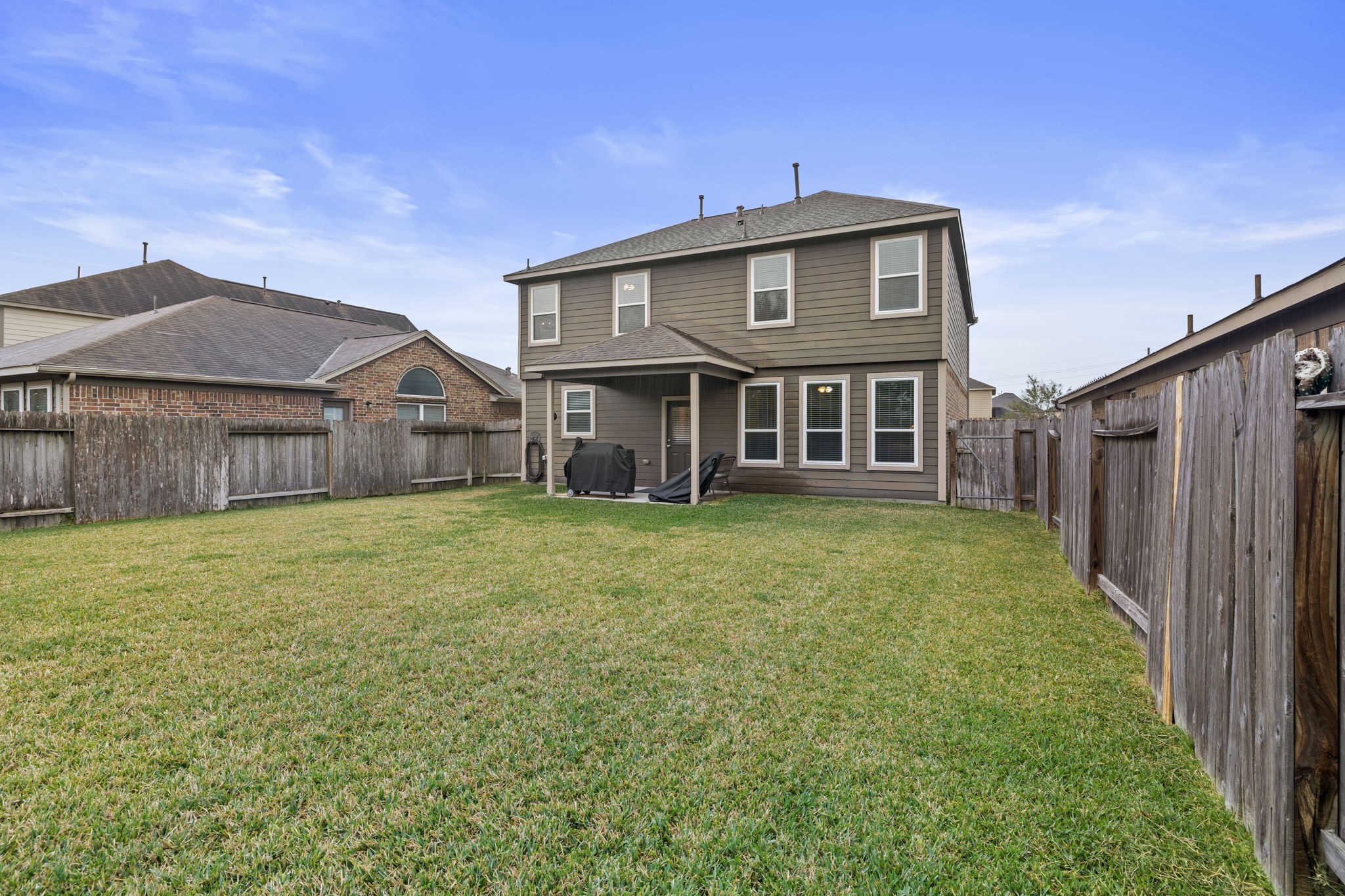 10710 Chestnut Path Way Tomball, TX 77375 - Photo 20 of 26 a view of a house with garden