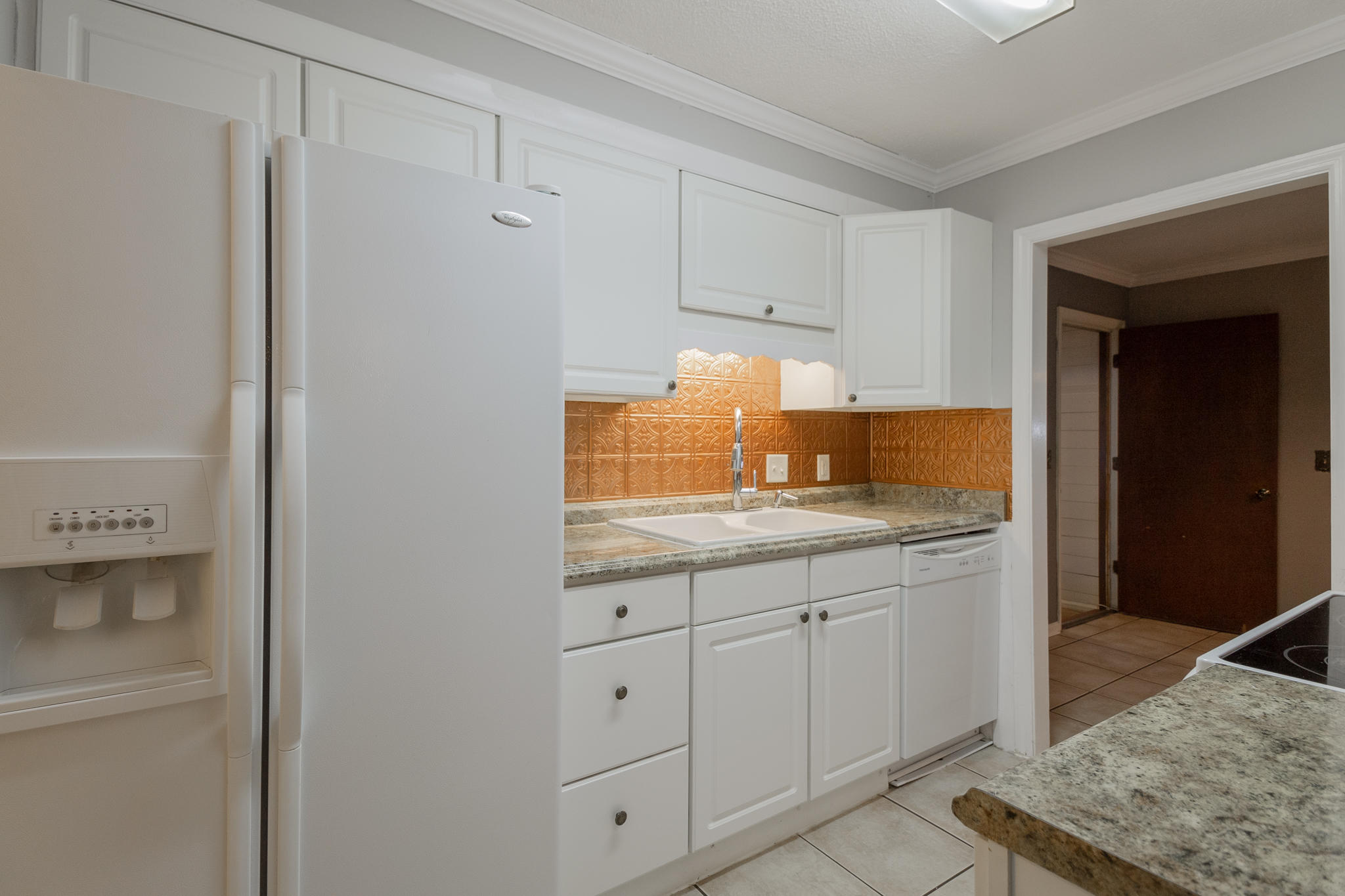517 Longleaf Road Summerville, SC 29486 - Photo 16 of 37 Kitchen