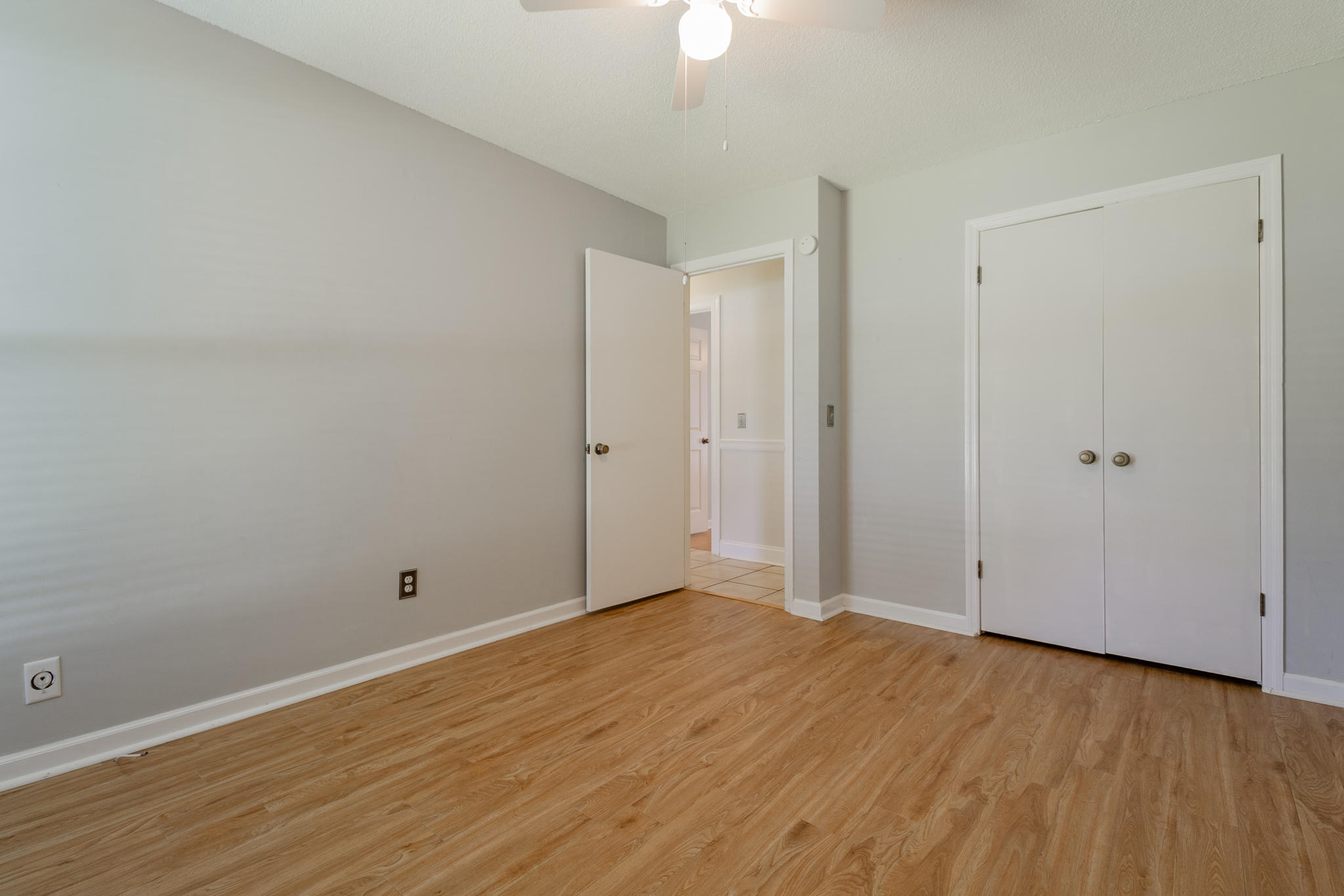 517 Longleaf Road Summerville, SC 29486 - Photo 26 of 37 Guest Bedroom #1