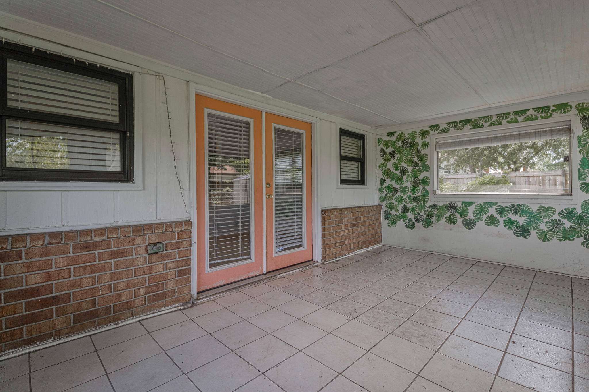 517 Longleaf Road Summerville, SC 29486 - Photo 32 of 37 Sunroom
