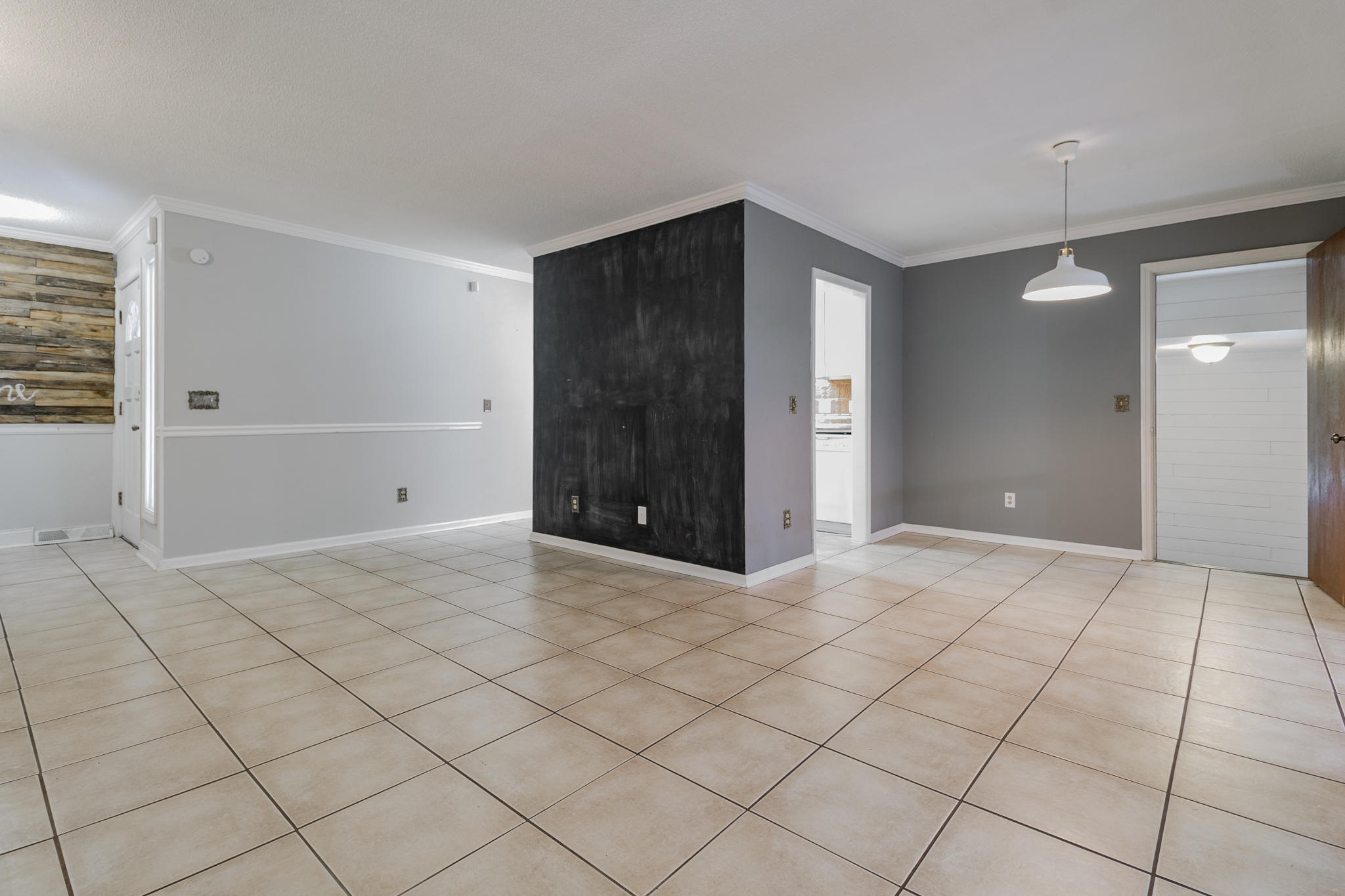 517 Longleaf Road Summerville, SC 29486 - Photo 8 of 37 Living Room to Dining Area