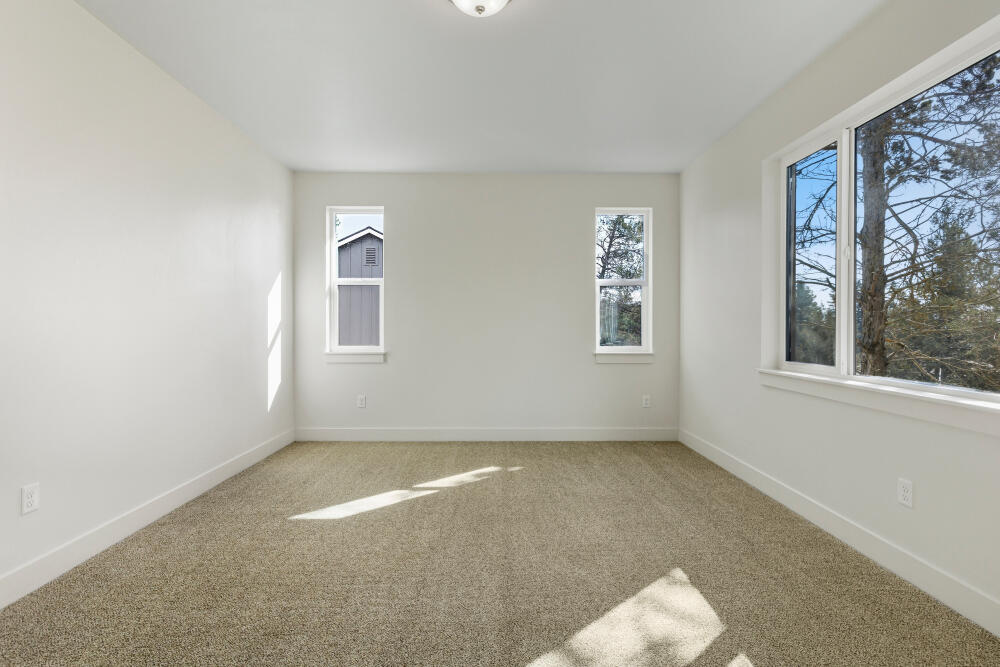 1092 Timber Ridge Loop Klamath Falls, OR 97601 - Photo 65 of 79