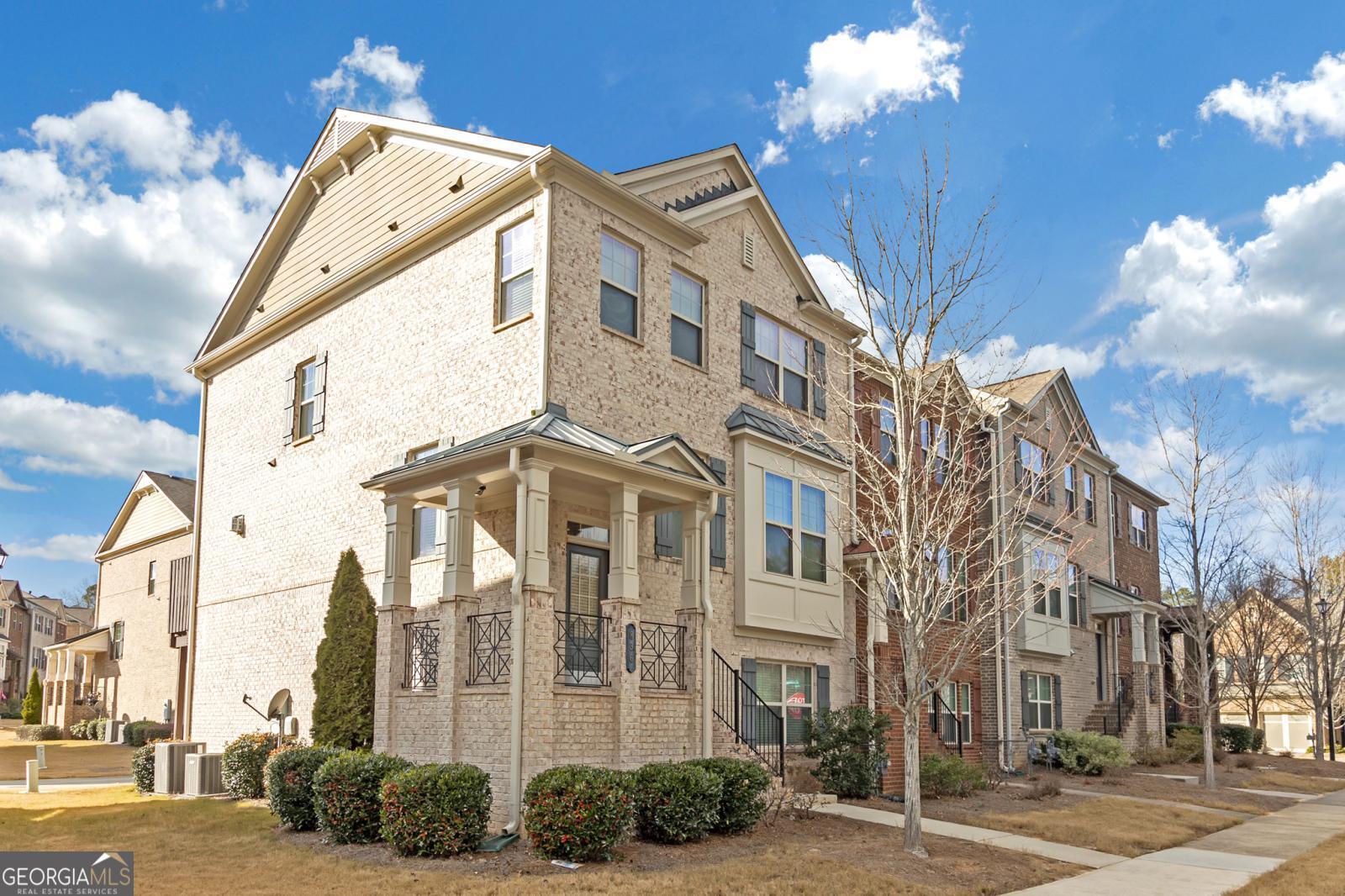 836 Ivy Vine Way Milton, GA 30004 - Photo 2 of 16 a view of a building