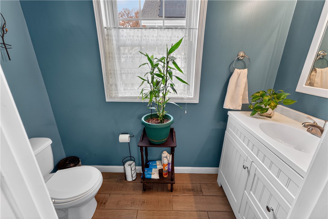 8 Arnold Avenue Lincoln, RI 02865 - Photo 7 of 15
