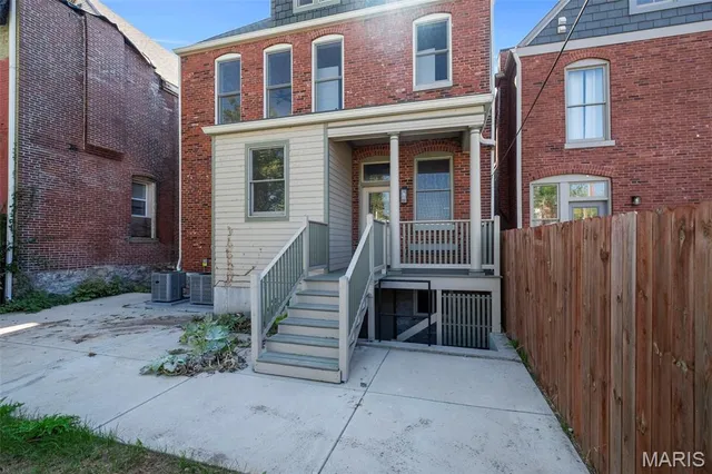 $425,000 | 5163 Enright Avenue, St. Louis, MO 63108