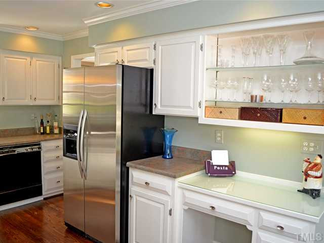 8009 Windsor Ridge Drive Raleigh, NC 27615 - Photo 10 of 25 Kitchen