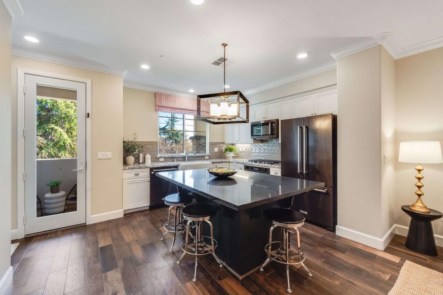 245 Spring Harvest Road Hayward, CA 94544 - Photo 4 of 21