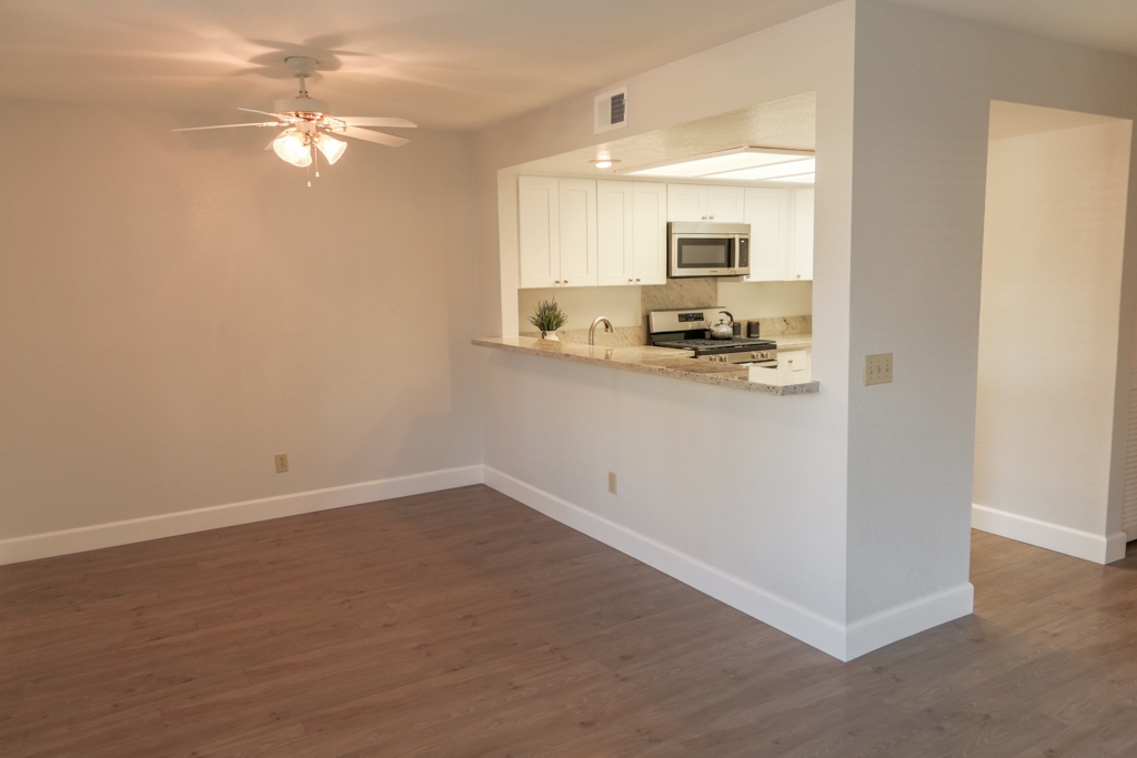 869 Buttercup Road Carlsbad, CA 92011 - Photo 11 of 22