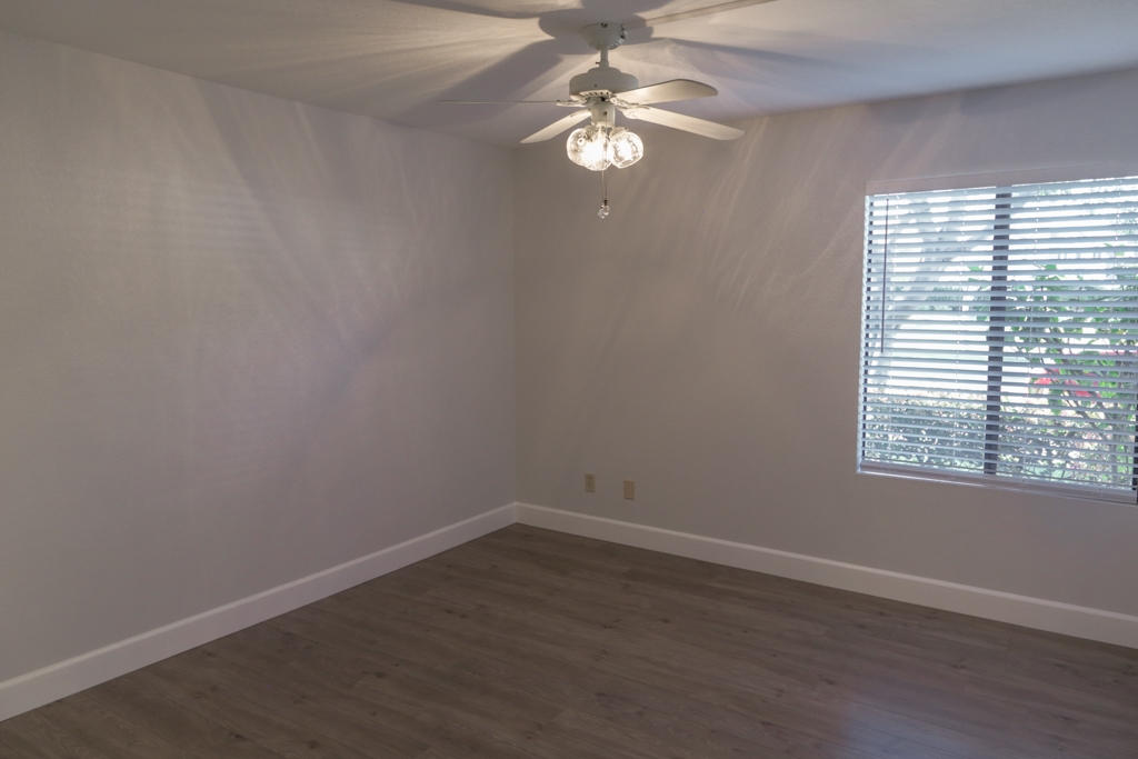 869 Buttercup Road Carlsbad, CA 92011 - Photo 13 of 22