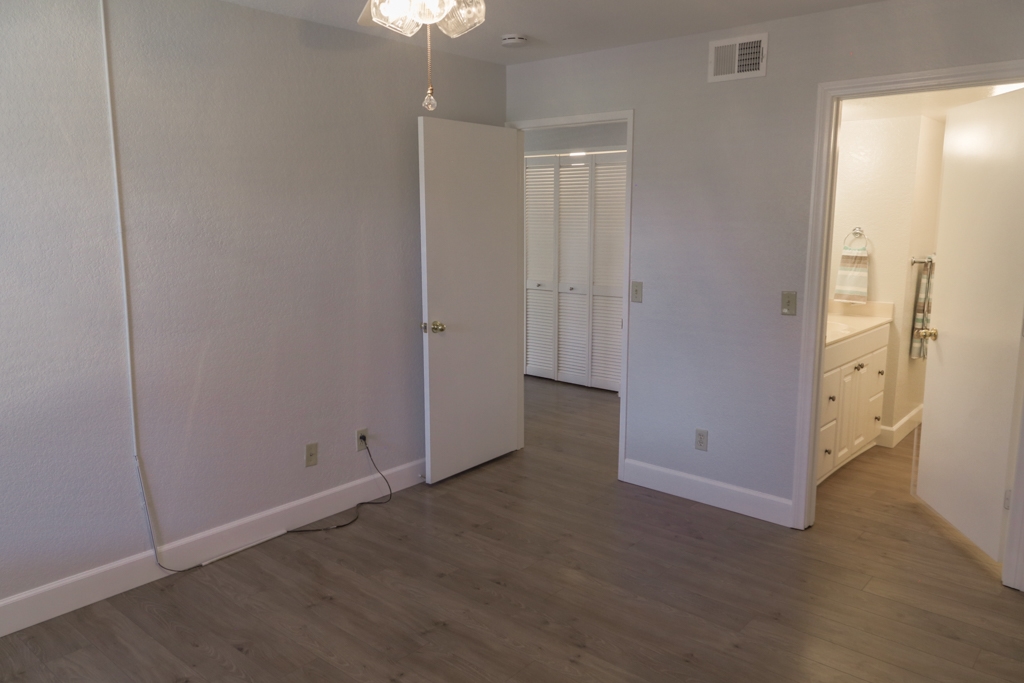 869 Buttercup Road Carlsbad, CA 92011 - Photo 14 of 22