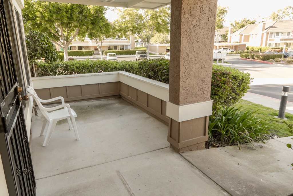 869 Buttercup Road Carlsbad, CA 92011 - Photo 3 of 22