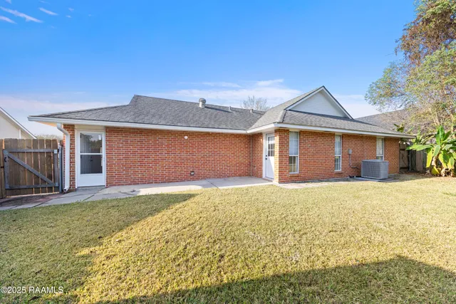 $259,000 | 905 Rosedown Lane, Lafayette, LA 70503