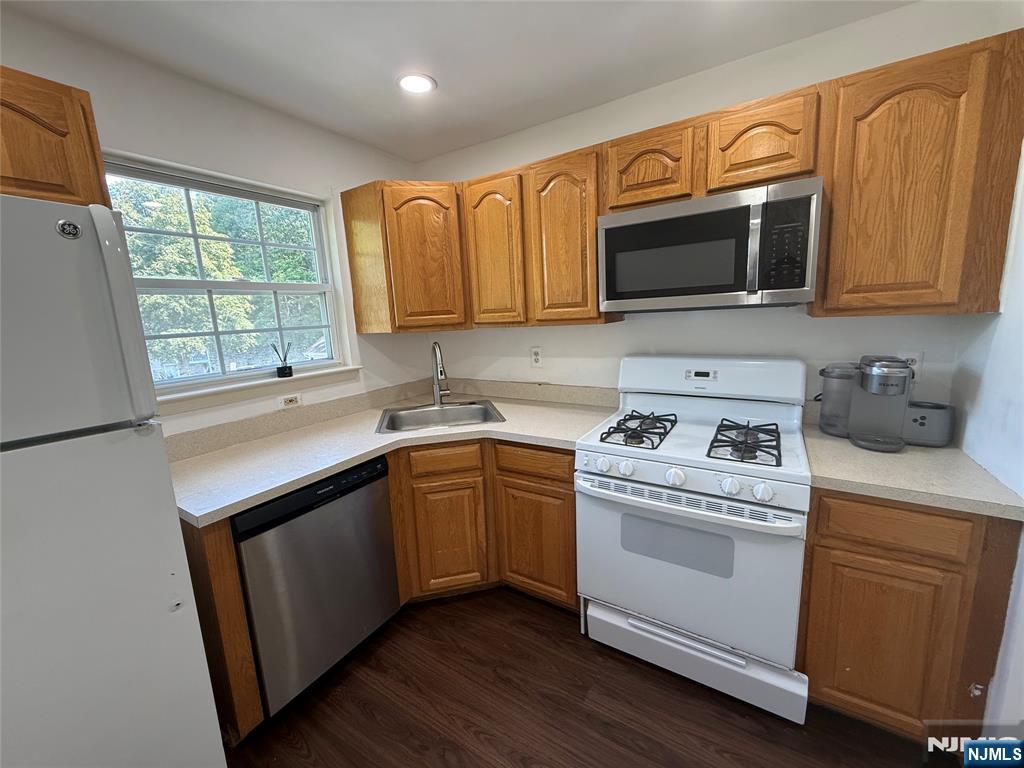 1186 Richmond Road Mahwah, NJ 07430 - Photo 8 of 17 Gallery Image 8