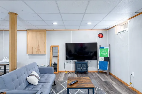 $399,900 | 261 School Street North, Barre, MA 01005