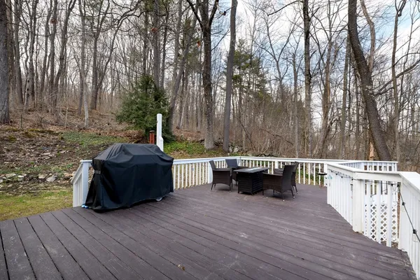 $399,900 | 261 School Street North, Barre, MA 01005