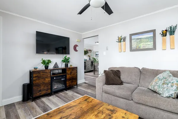 $399,900 | 261 School Street North, Barre, MA 01005