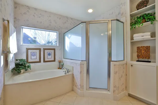 $1,895,000 | 6940 Laurel Valley Drive, Fort Worth, TX 76132