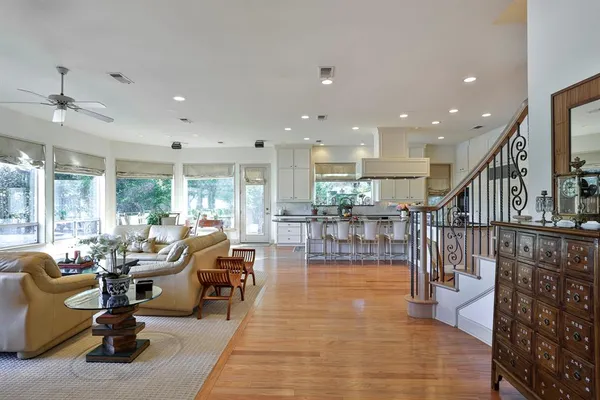 $1,895,000 | 6940 Laurel Valley Drive, Fort Worth, TX 76132