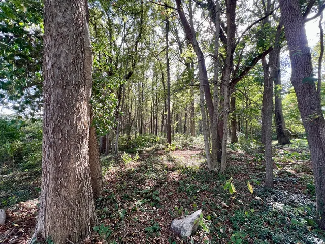 $405,000 | 3411 East Airport Road, Urbana, IL 61802