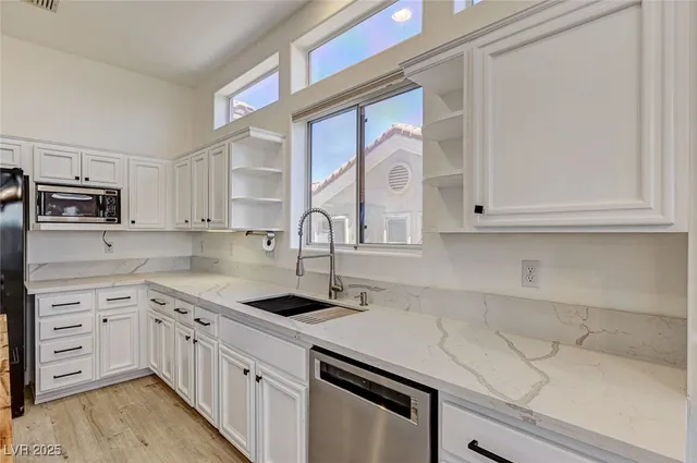 $399,000 | 10725 Mission Lakes Avenue, Las Vegas, NV 89134