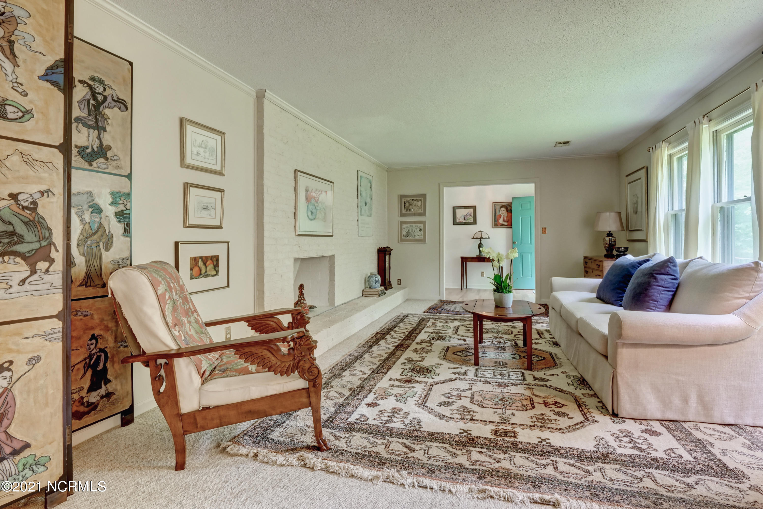 698 River Road Southeast Belville, NC 28451 - Photo 8 of 50 Living Room