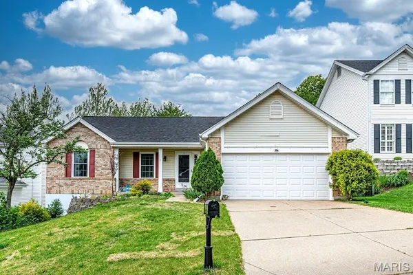 $349,900 | 17178 Elm Trail Drive, Eureka, MO 63025