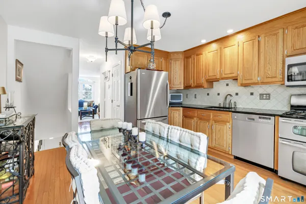 $329,900 | 146 Howe Avenue, Unit 146, Shelton, CT 06484