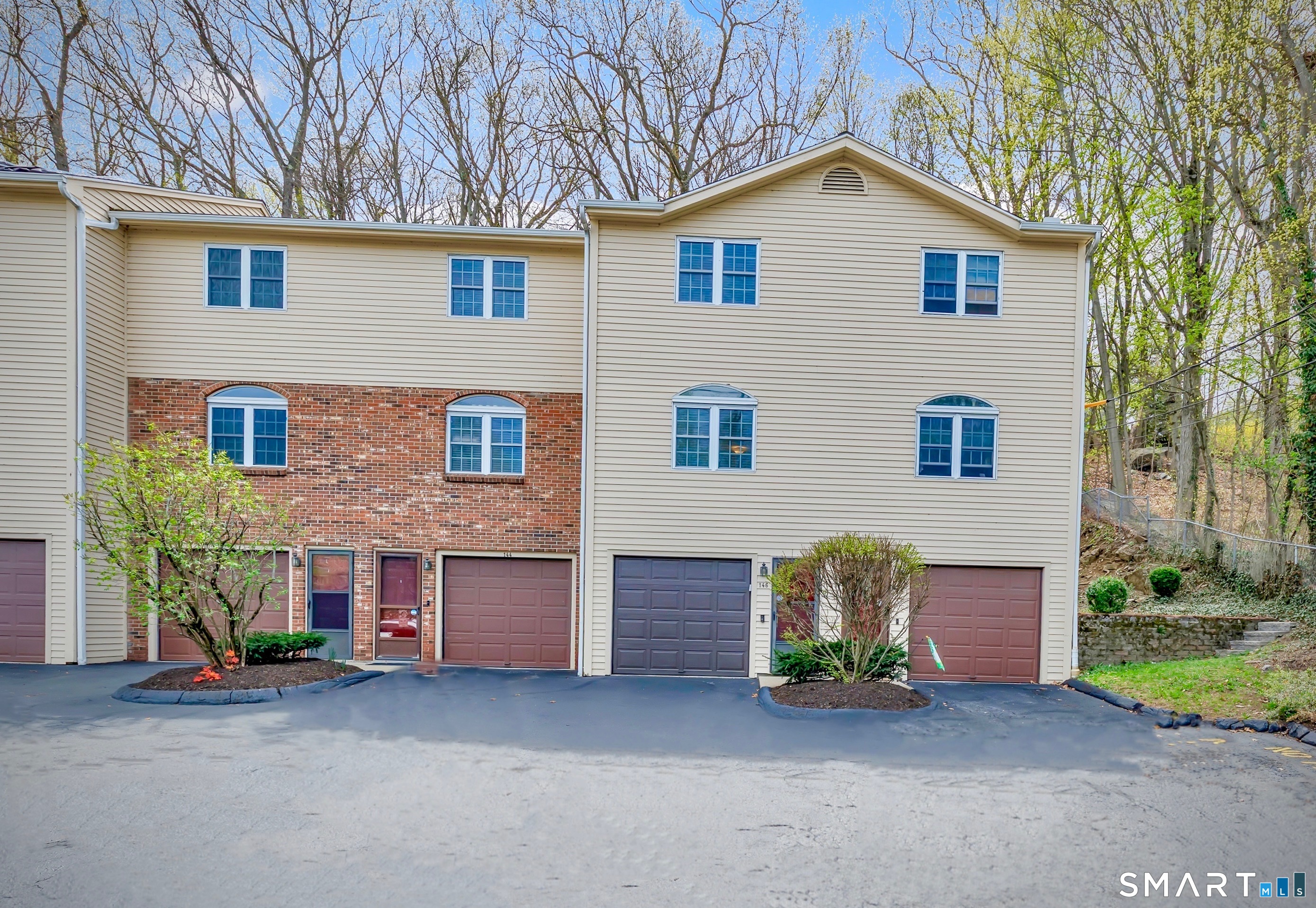 146 Howe Avenue, Unit 146 Shelton, CT 06484 - Photo 2 of 35