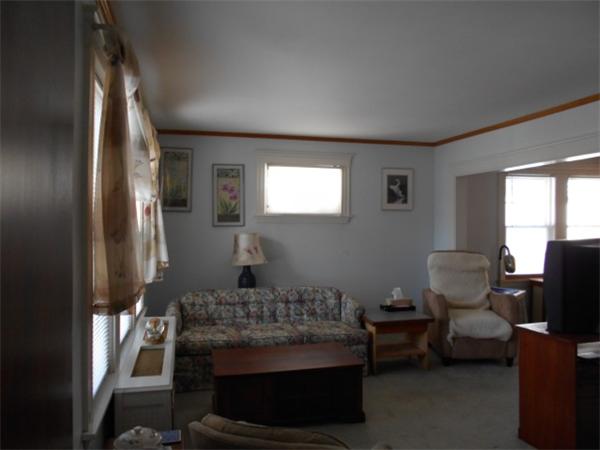 15 Acacia Road Boston, MA 02132 - Photo 4 of 23 Gallery Image 4
