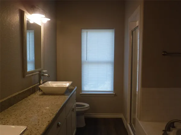 $1,550 | 1633 Cree Trail, Kingsland, TX 78639