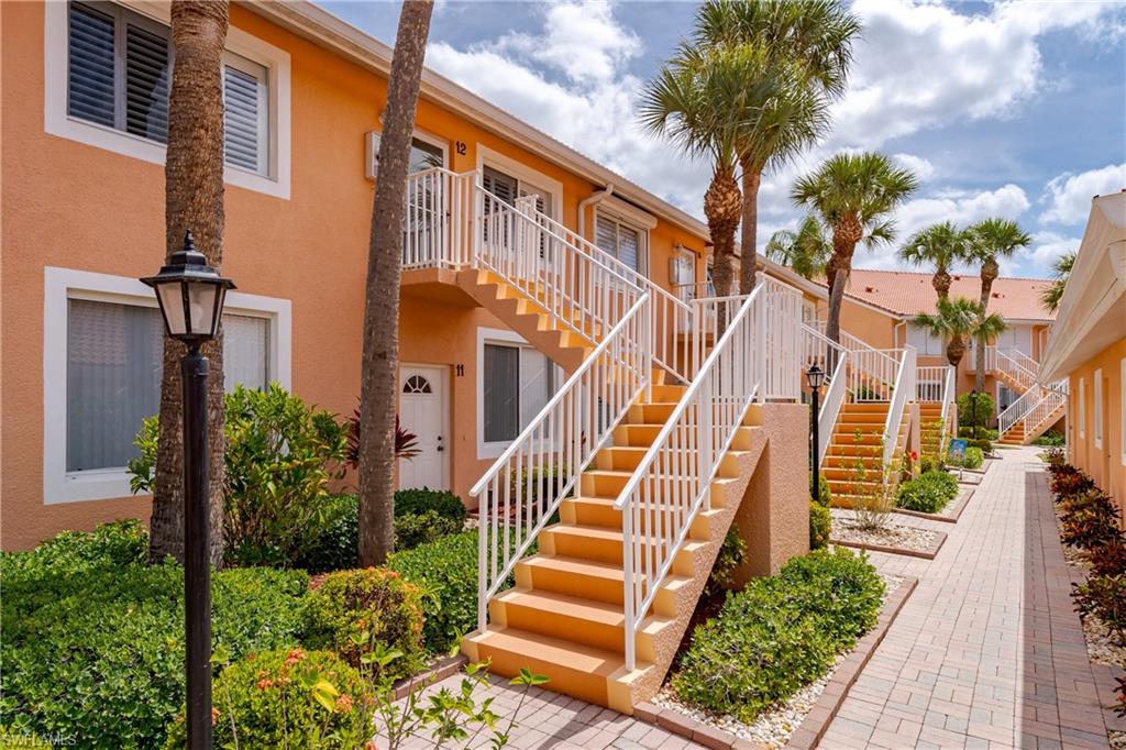 6740 Beach Resort Drive, Unit 12 Naples, FL 34114 - Photo 28 of 44