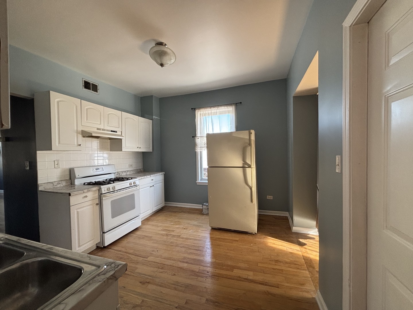 3553 West Cermak Road Chicago, IL 60623 - Photo 9 of 25