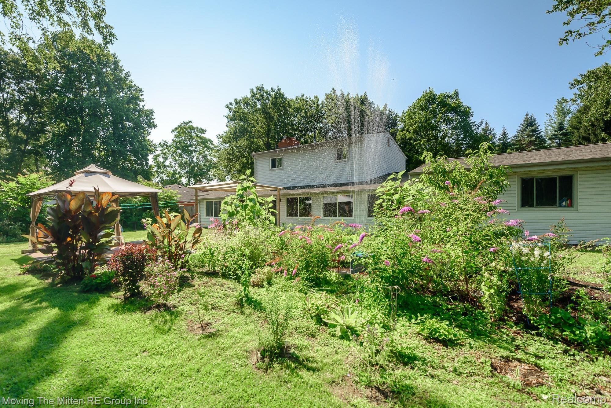 41834 Savage Road Belleville, MI 48111 - Photo 2 of 60 2.jpg