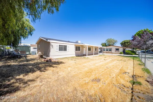 $220,000 | 1030 East E Avenue South, Palmdale, CA 93550