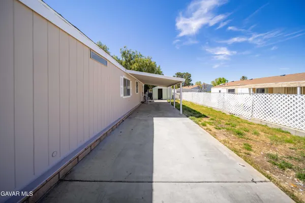 $220,000 | 1030 East E Avenue South, Palmdale, CA 93550