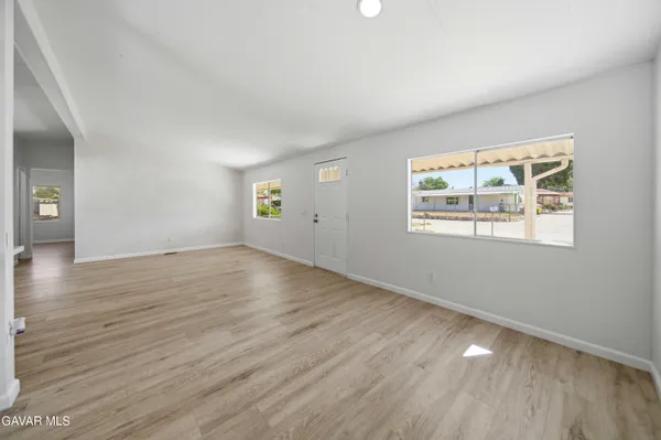 $220,000 | 1030 East E Avenue South, Palmdale, CA 93550