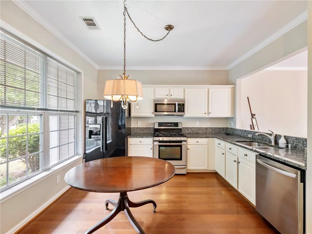 3744 Berkeley Crossing Duluth, GA 30096 - Photo 3 of 30