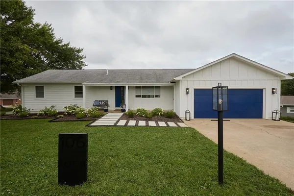 $1,050,000 | 106 Lake Viking Terrace, Gallatin, MO 64640