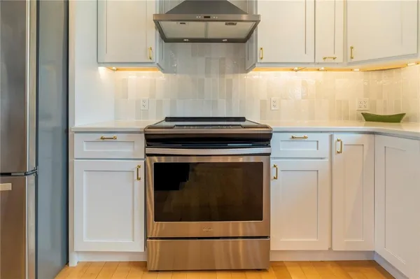 $1,050,000 | 106 Lake Viking Terrace, Gallatin, MO 64640